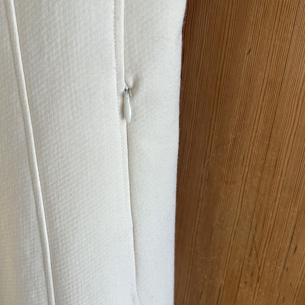 Theory winter white DRESS - Picture 4 of 5